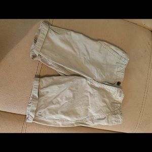 Aeropostal khaki shorts